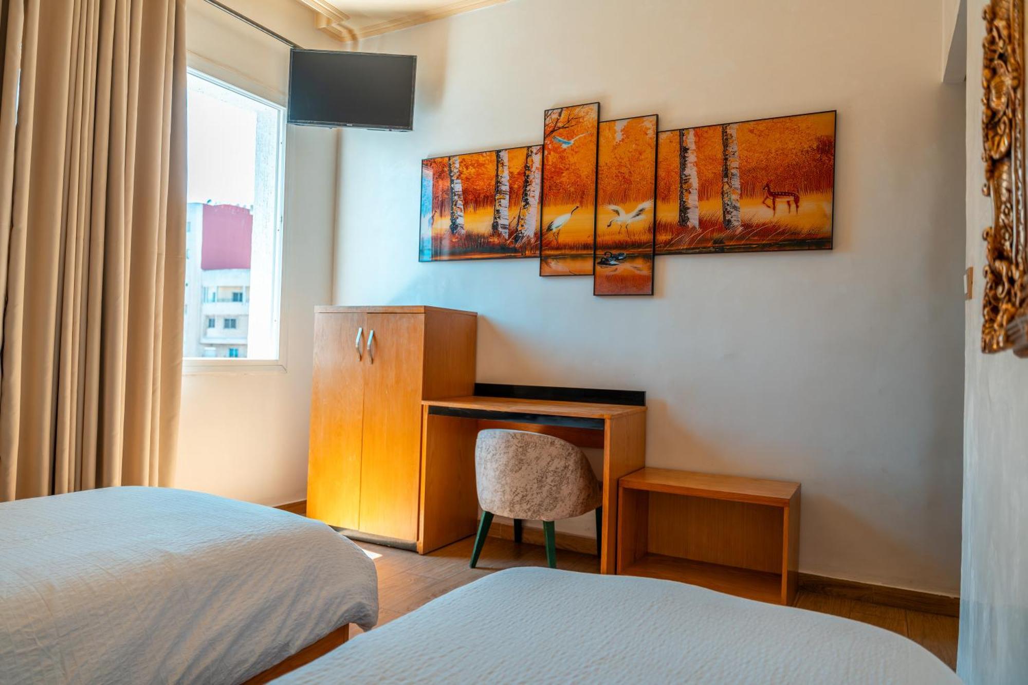 Hotel D'Europe Centre Ville เกนิตรา ภายนอก รูปภาพ